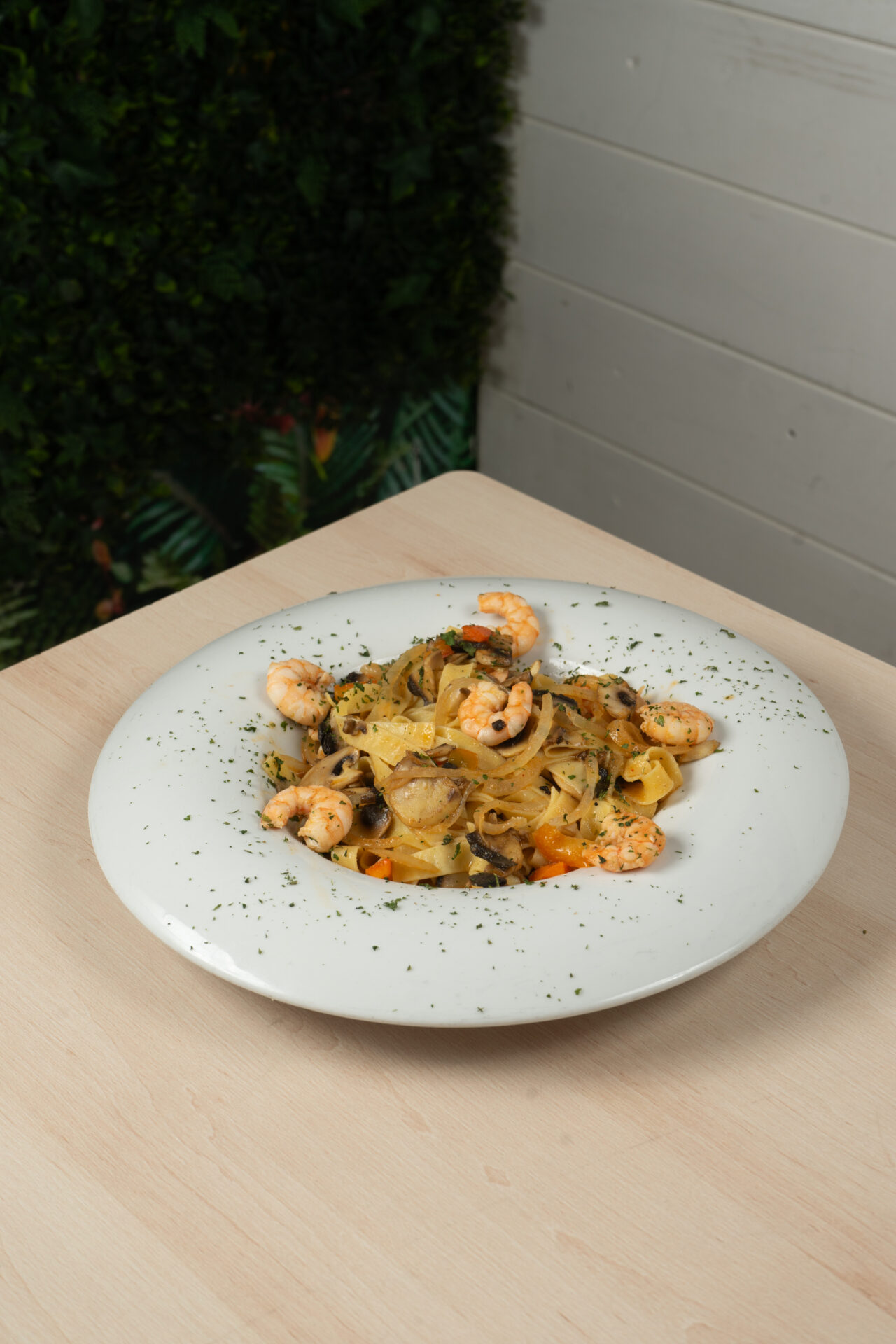 Fetuccini Verdura Gambas