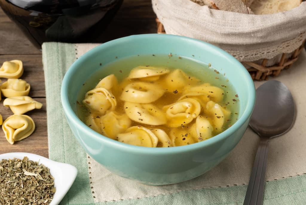 cappelletti en brodo